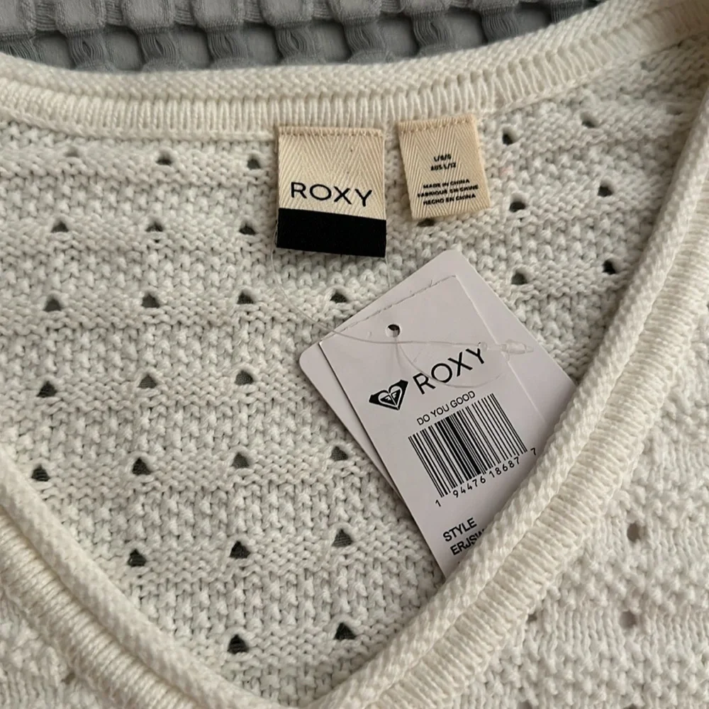 NWT Roxy White Sweater Large - Picture 7 of 13